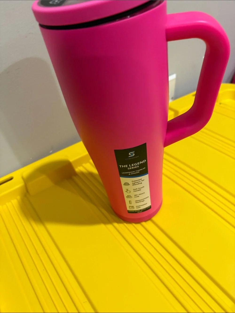 Pink ICESHAKER Insulated Shaker Bottle - Leak-Resistant Handle